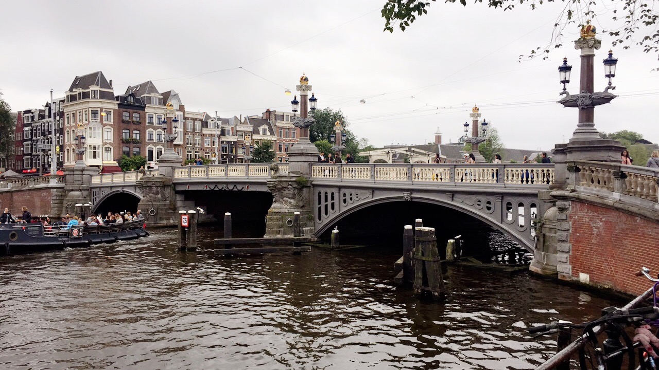 Amsterdam Bridge 