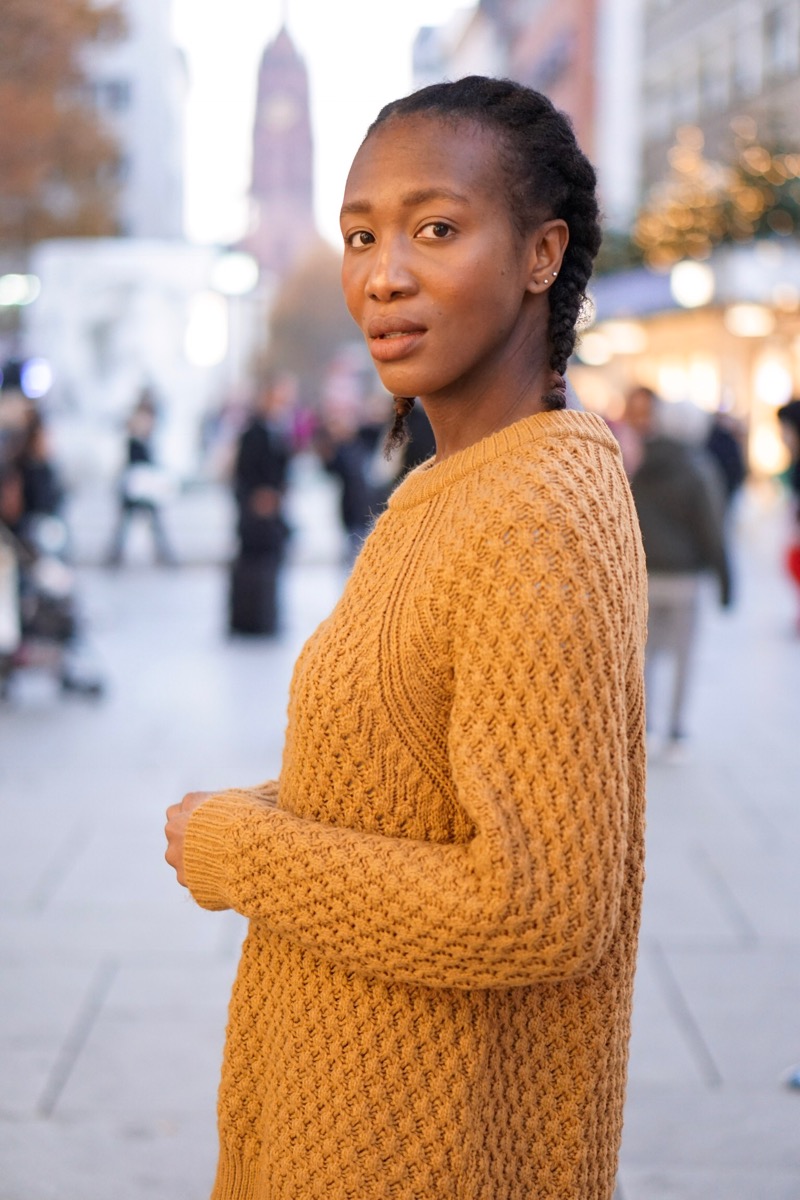 Jey in mustard jumper